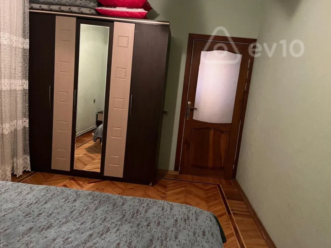 Kirayə verilir 2 otaqlı yeni tikili 70 m²