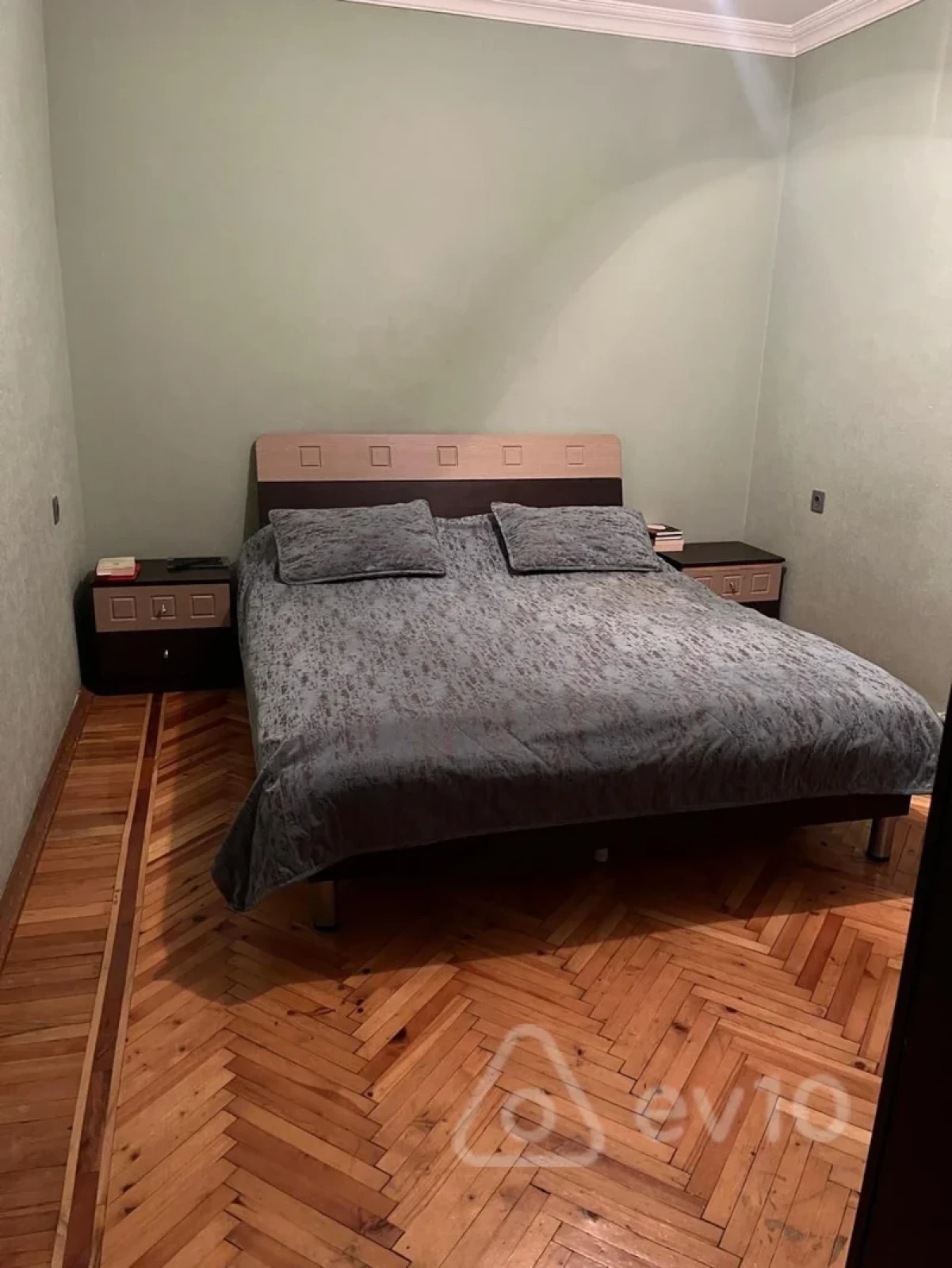 Kirayə verilir 2 otaqlı yeni tikili 70 m²