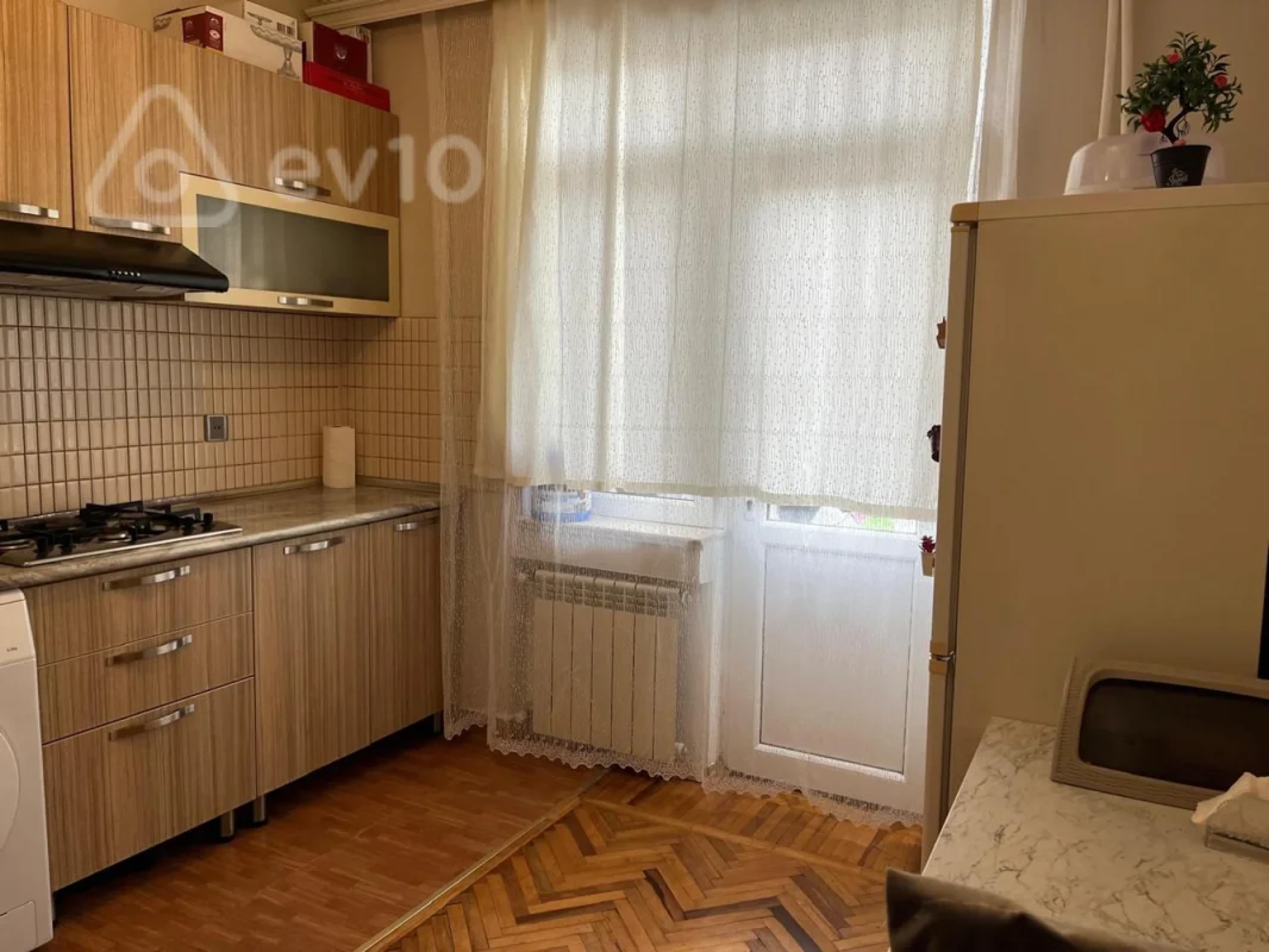 Kirayə verilir 2 otaqlı yeni tikili 70 m²
