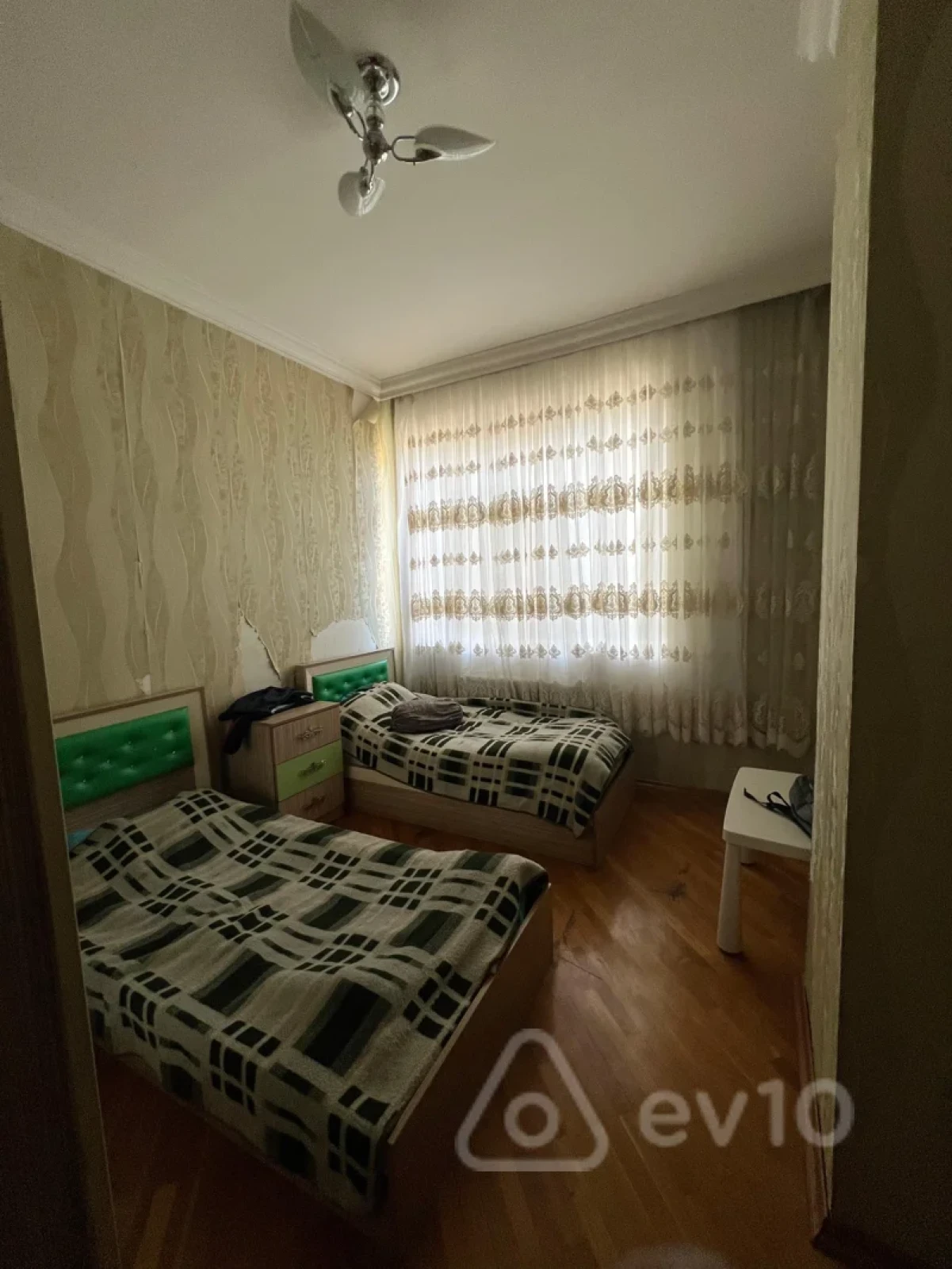 Satılır 3 otaqlı yeni tikili 107 m²