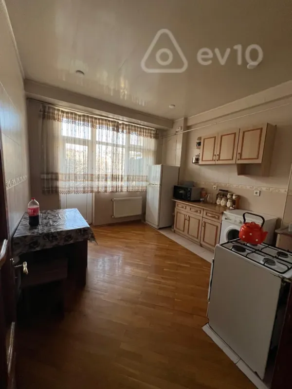 Satılır 3 otaqlı yeni tikili 107 m²
