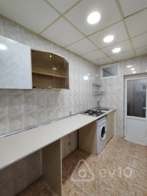 Kirayə verilir mənzil 65 m²