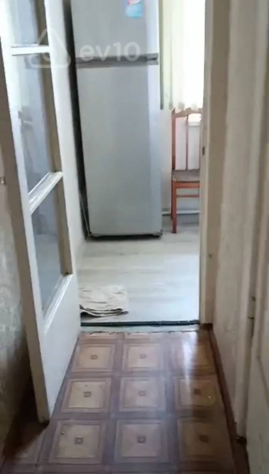 Kirayə verilir 1 otaqlı köhnə tikili 35 m²