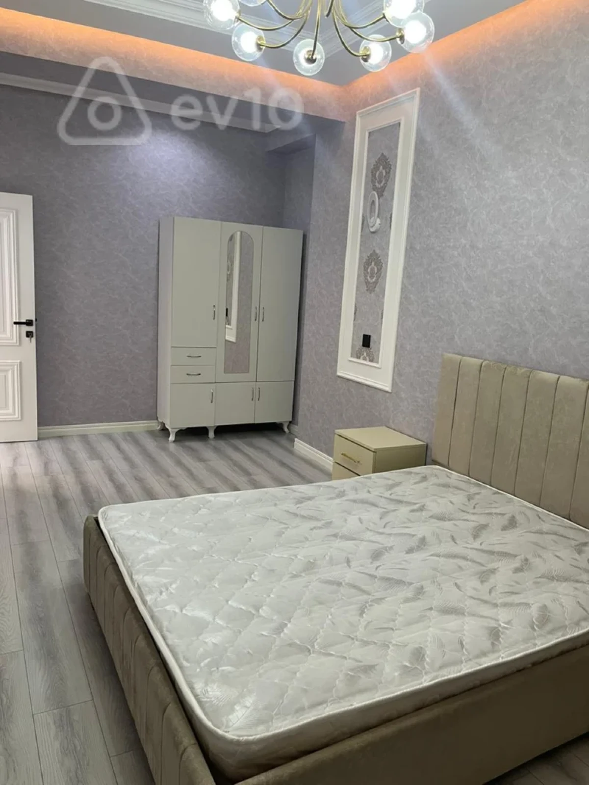 Kirayə verilir 3 otaqlı yeni tikili 85 m²