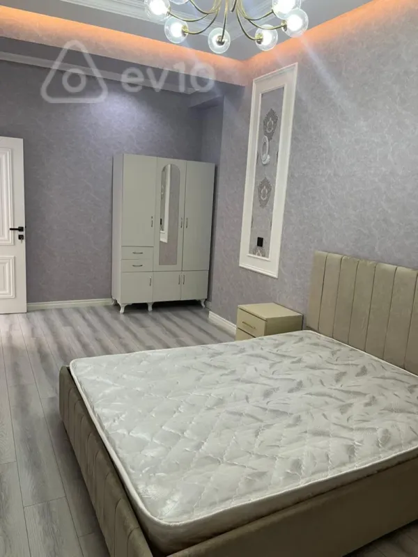 Kirayə verilir 3 otaqlı yeni tikili 85 m²