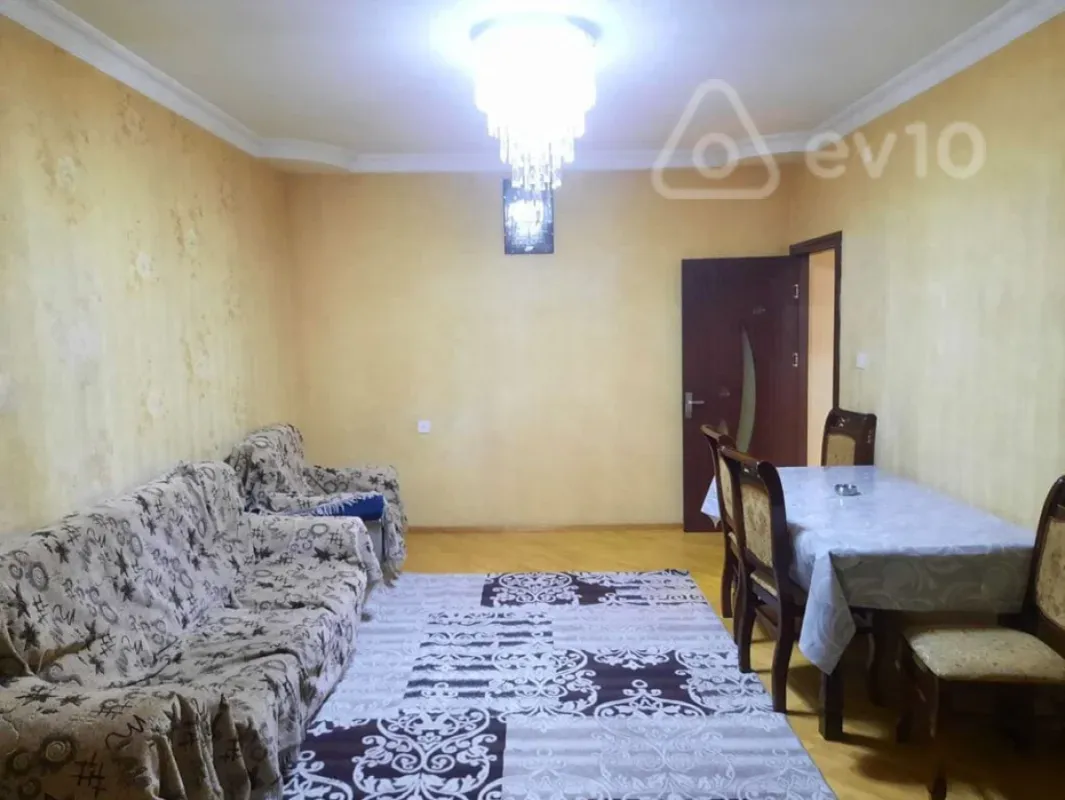 Kirayə verilir 3 otaqlı yeni tikili 75 m²