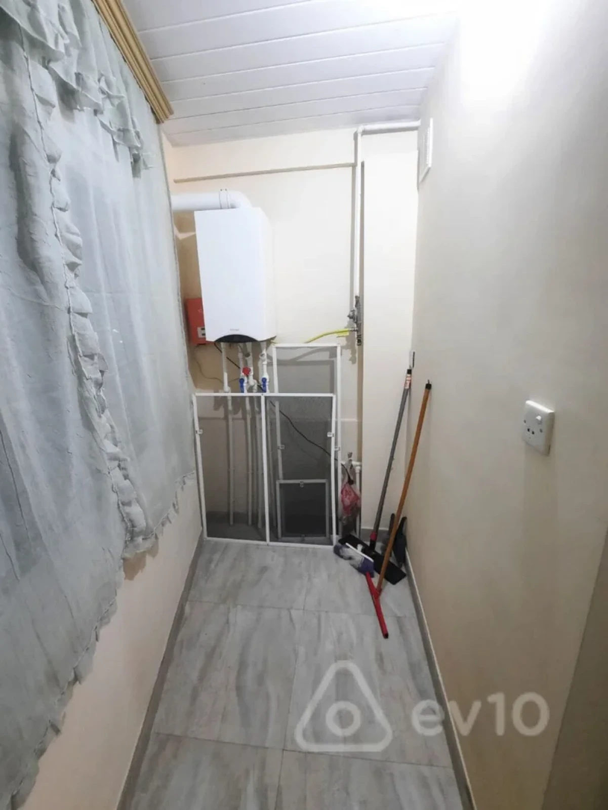 Kirayə verilir 3 otaqlı yeni tikili 75 m²