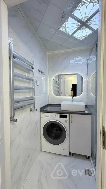 Satılır 3 otaqlı köhnə tikili 70 m²