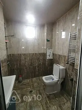 Kirayə verilir 3 otaqlı köhnə tikili 78 m²