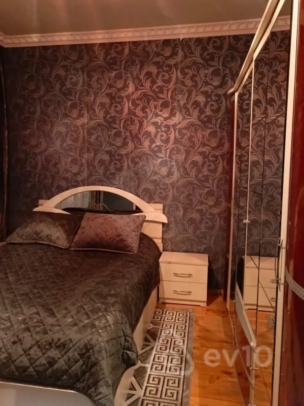 Satılır 3 otaqlı həyət evi 44 m²