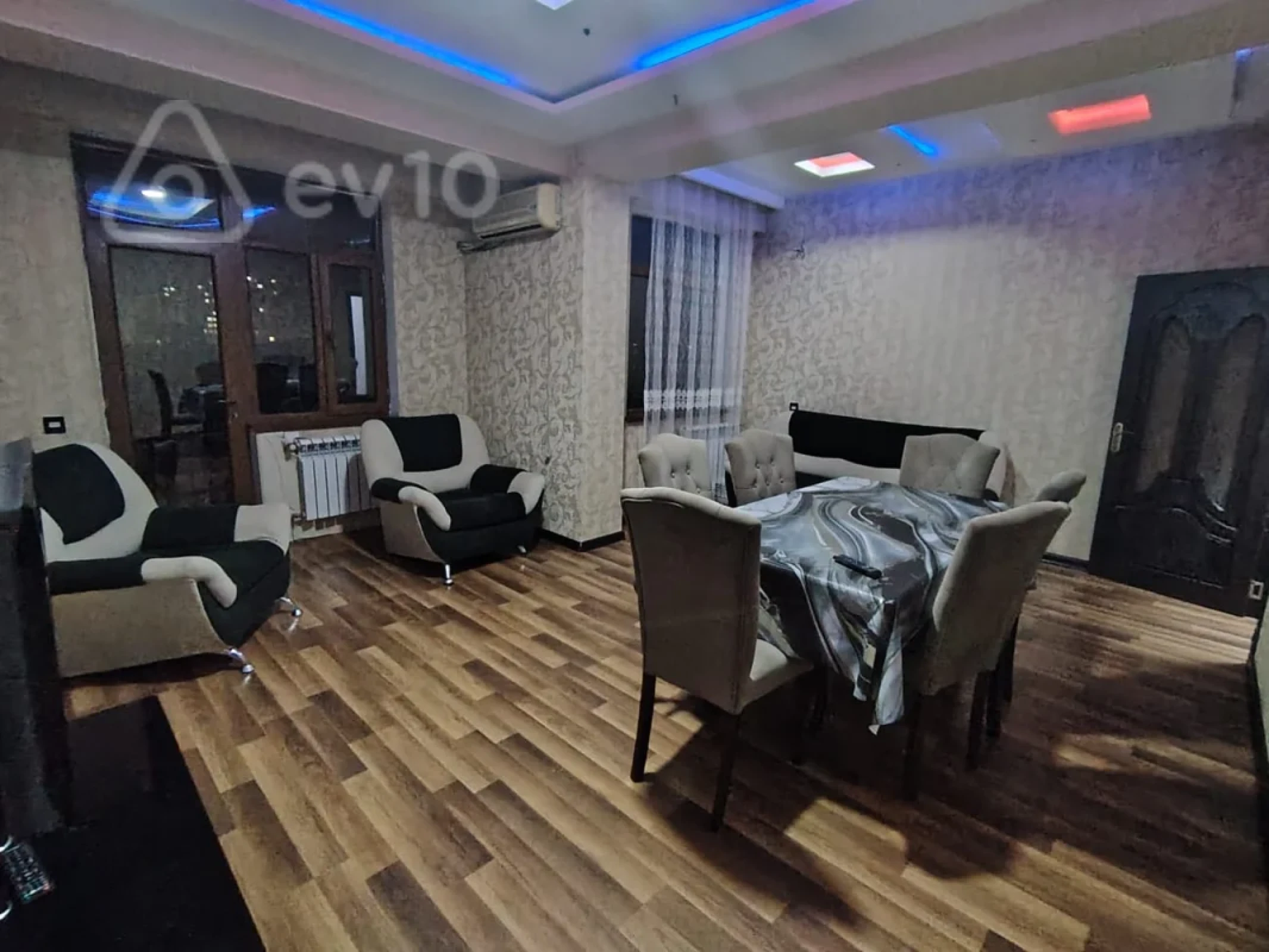 Kirayə verilir 3 otaqlı yeni tikili 70 m²