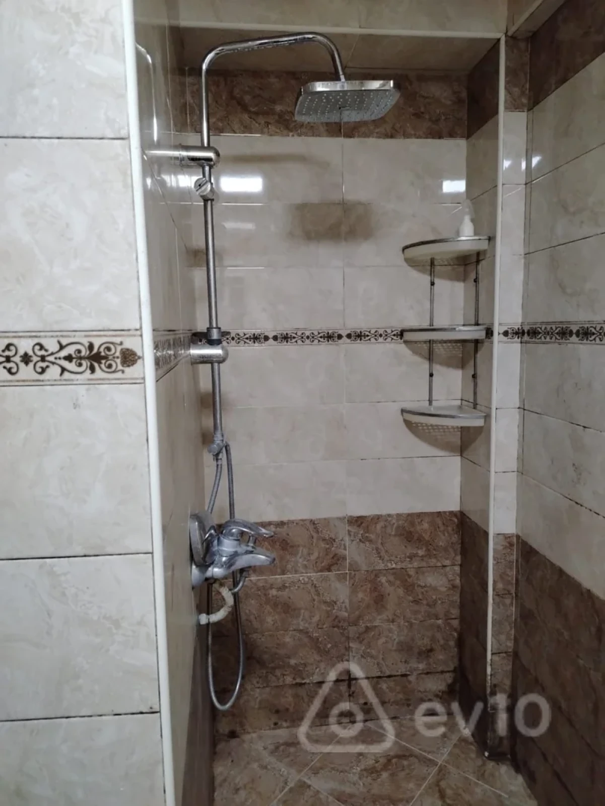 Kirayə verilir 2 otaqlı yeni tikili 57 m²