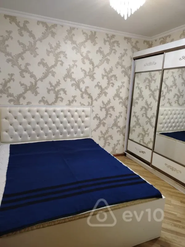 Kirayə verilir 2 otaqlı yeni tikili 57 m²