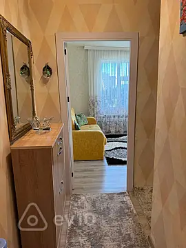 Kirayə verilir 1 otaqlı köhnə tikili 35 m²