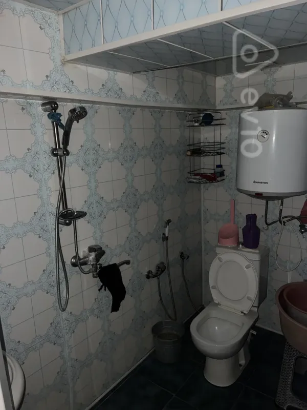 Satılır mənzil 61 m²