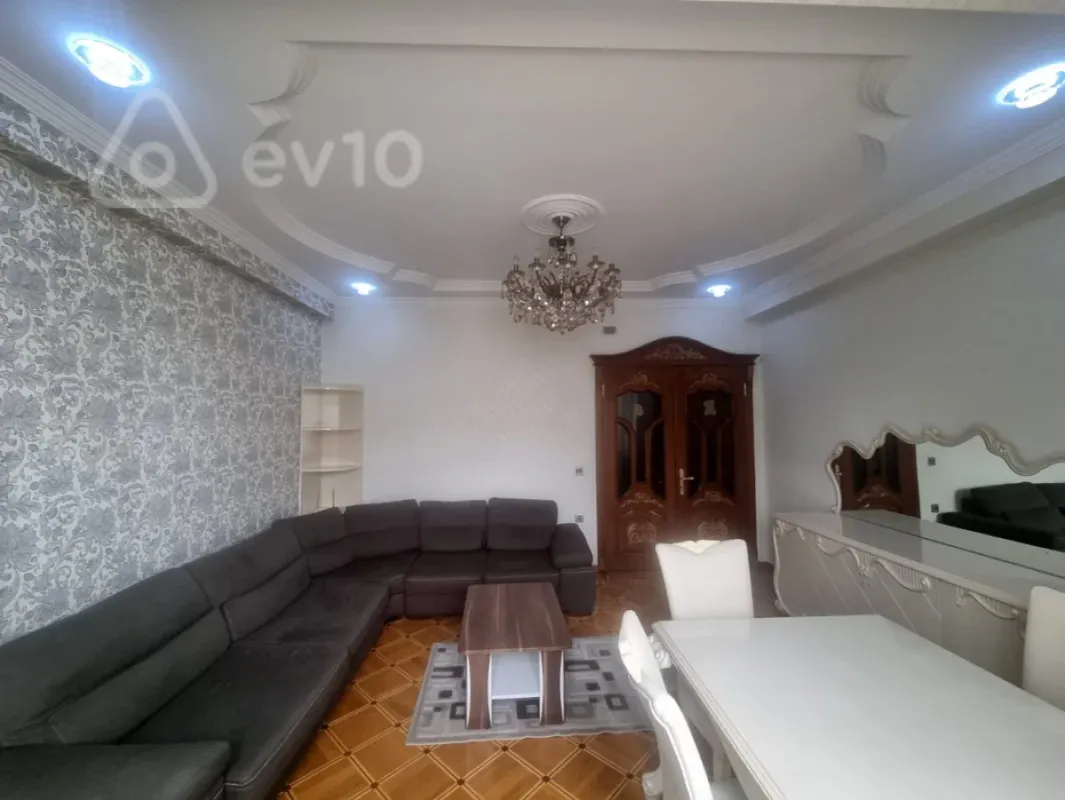 Kirayə verilir 2 otaqlı yeni tikili 81 m²