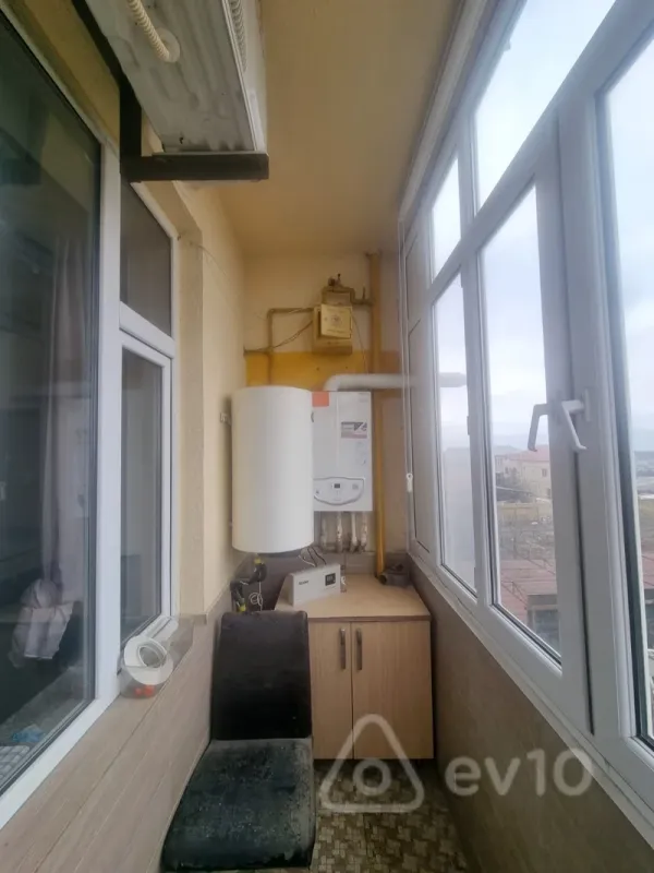 Kirayə verilir 2 otaqlı yeni tikili 81 m²