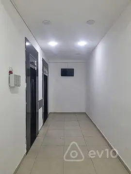 Kirayə verilir 2 otaqlı yeni tikili 81 m²