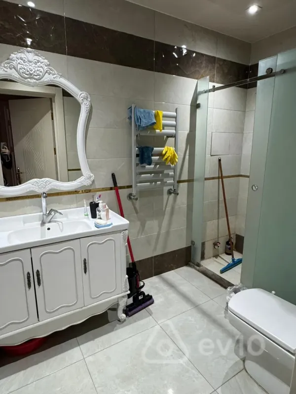 Kirayə verilir 3 otaqlı köhnə tikili 78 m²