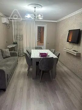 Kirayə verilir 3 otaqlı köhnə tikili 70 m² — Bakı, Nizami 3 otaq 70.00 m²