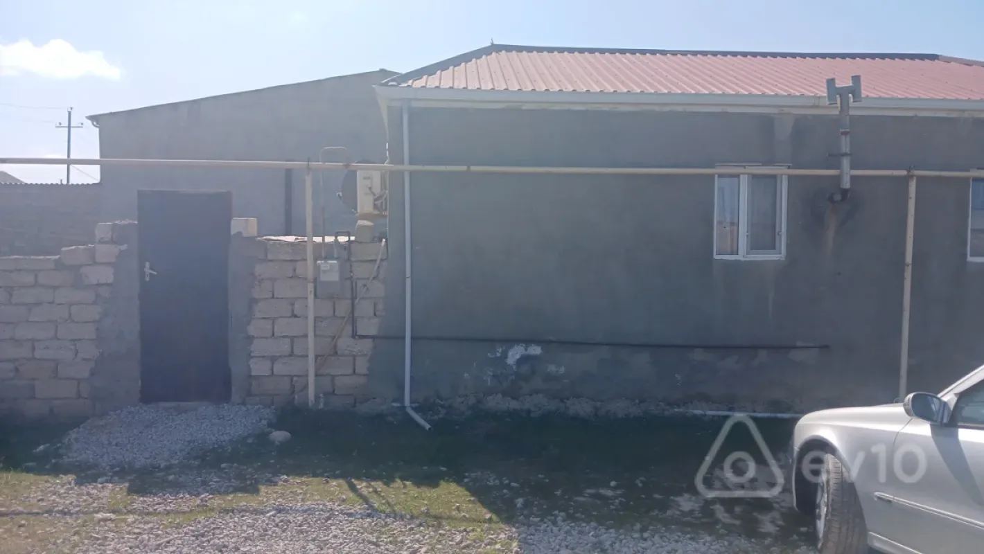 Kirayə verilir 2 otaqlı həyət evi 50 m²
