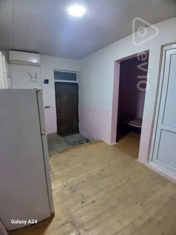 Kirayə verilir 2 otaqlı həyət evi 50 m²