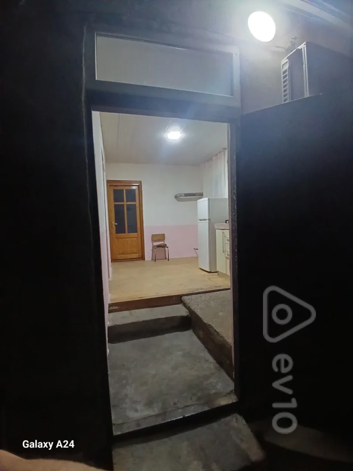 Kirayə verilir 2 otaqlı həyət evi 50 m²