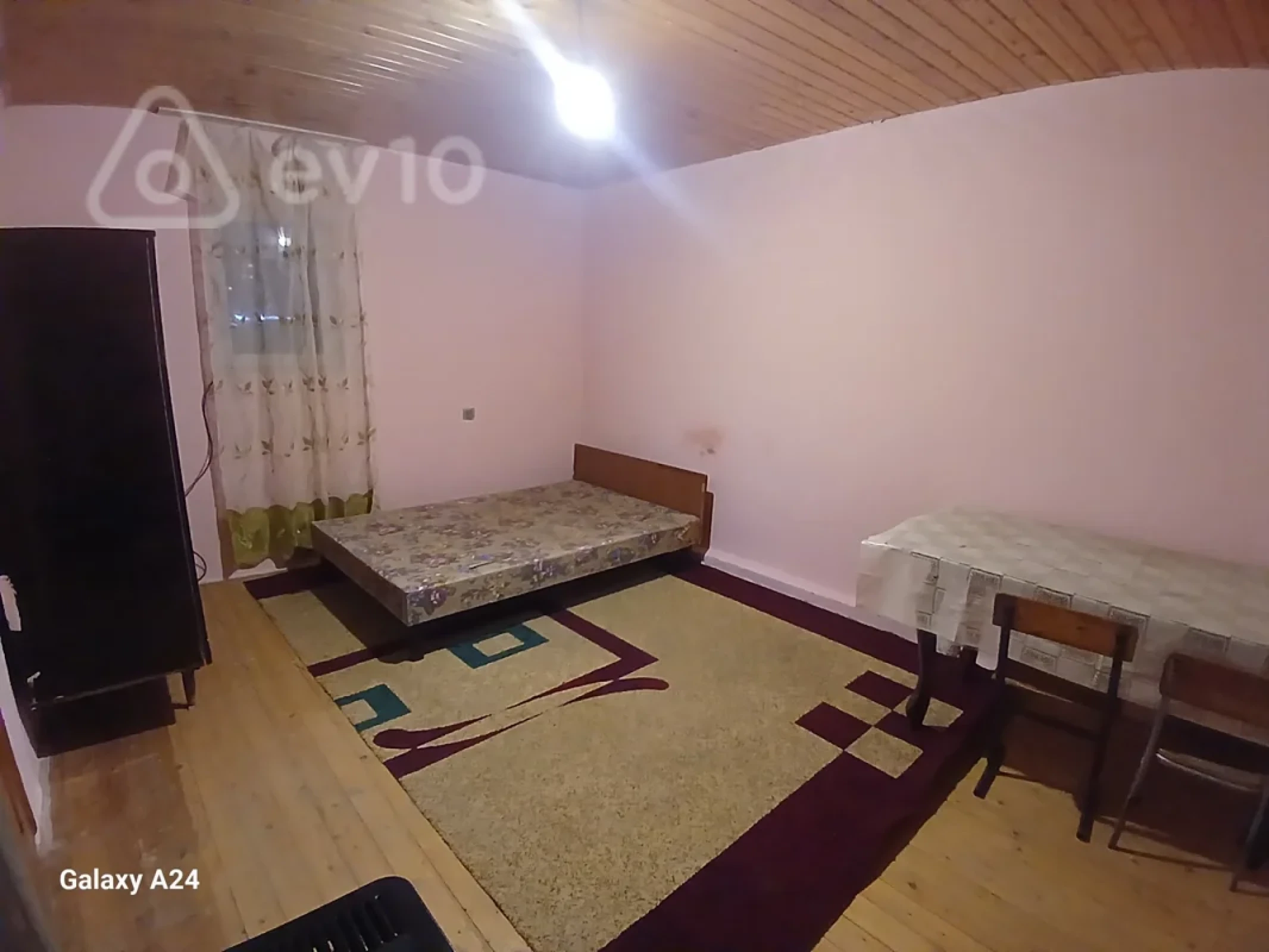 Kirayə verilir 2 otaqlı həyət evi 50 m²