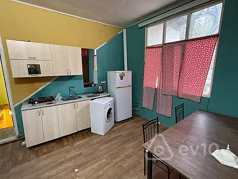 Kirayə verilir 2 otaqlı həyət evi 40 m²