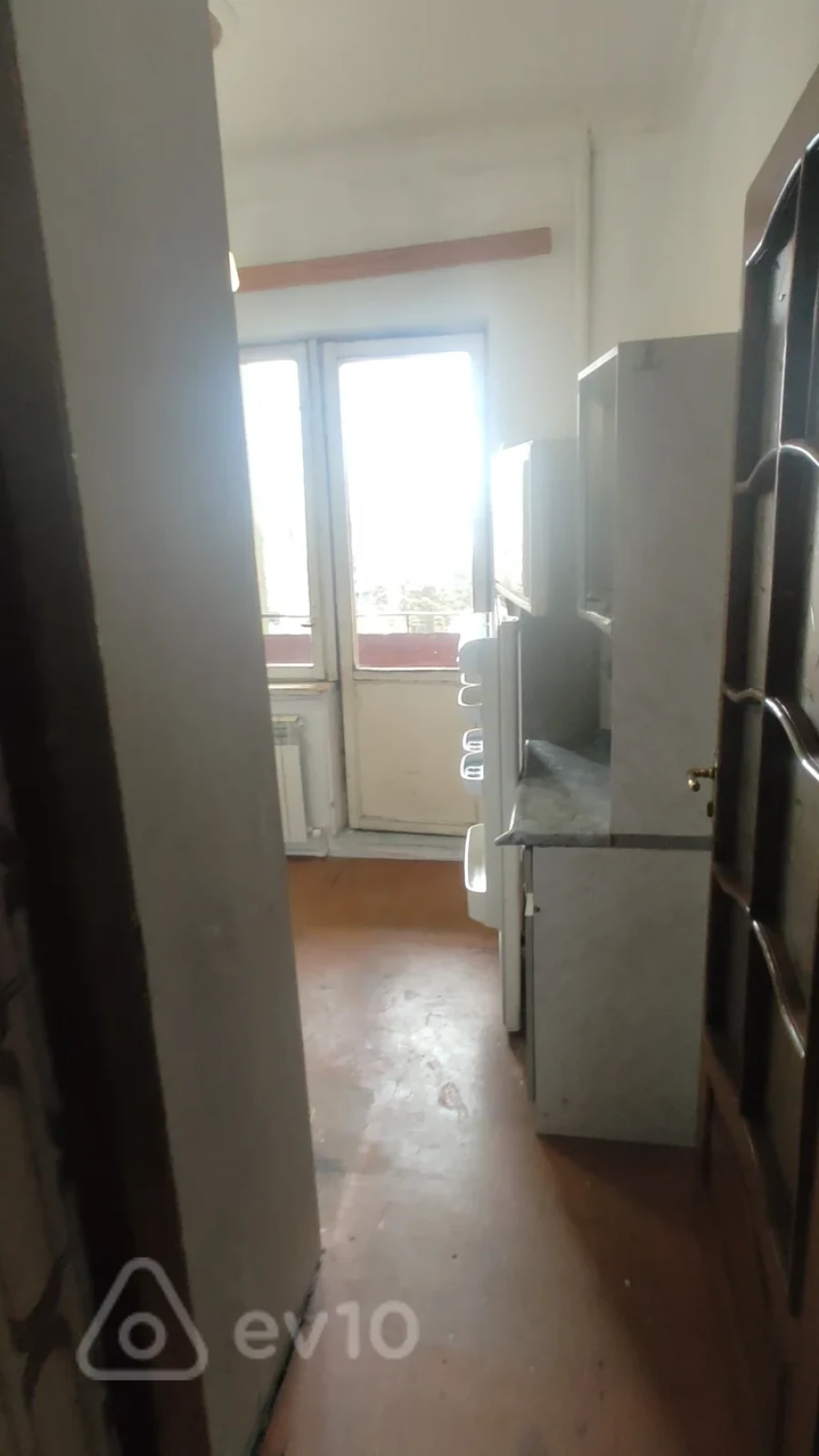 Kirayə verilir 1 otaqlı köhnə tikili 44 m²