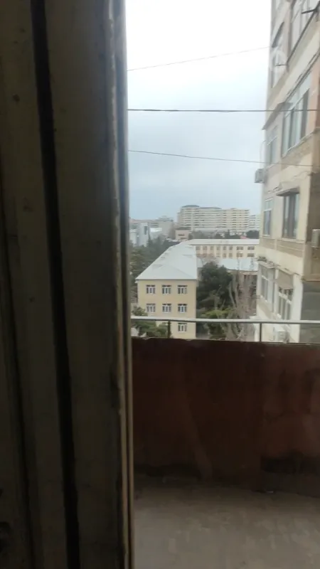 Kirayə verilir 1 otaqlı köhnə tikili 44 m²