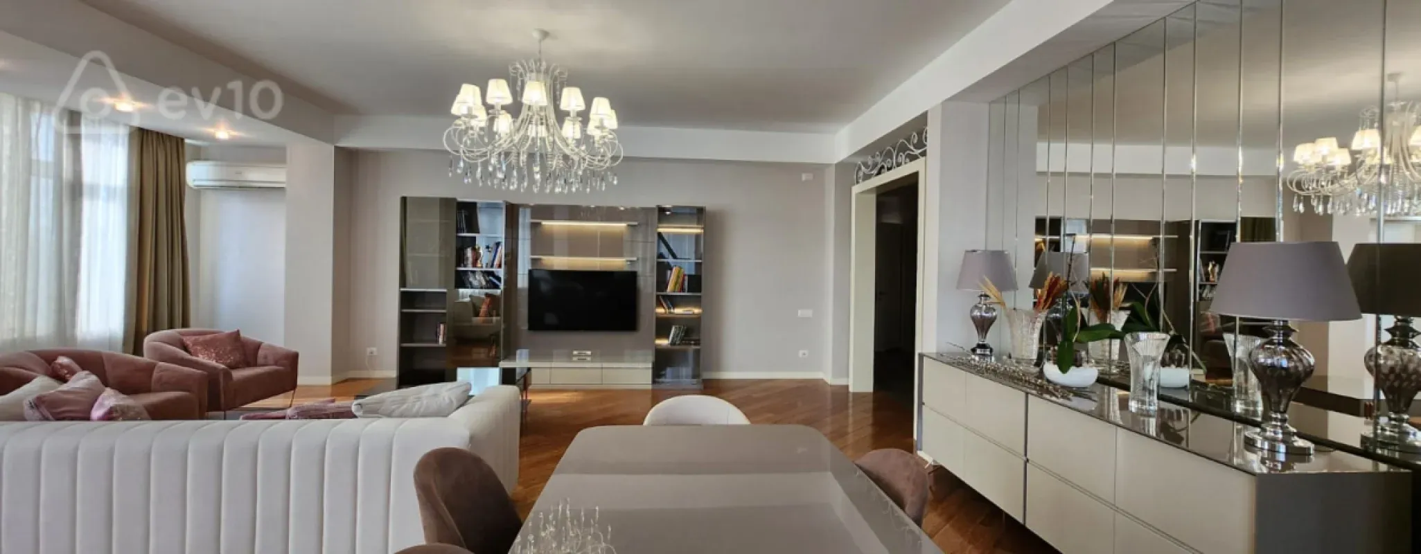 Kirayə verilir 3 otaqlı yeni tikili 155 m²