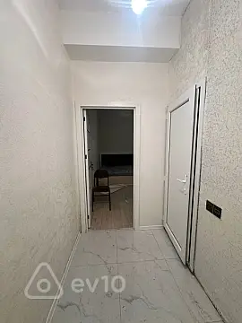 Kirayə verilir 2 otaqlı yeni tikili 55 m²