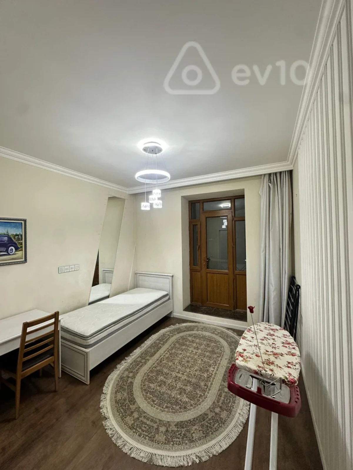 Kirayə verilir 3 otaqlı köhnə tikili 82 m²