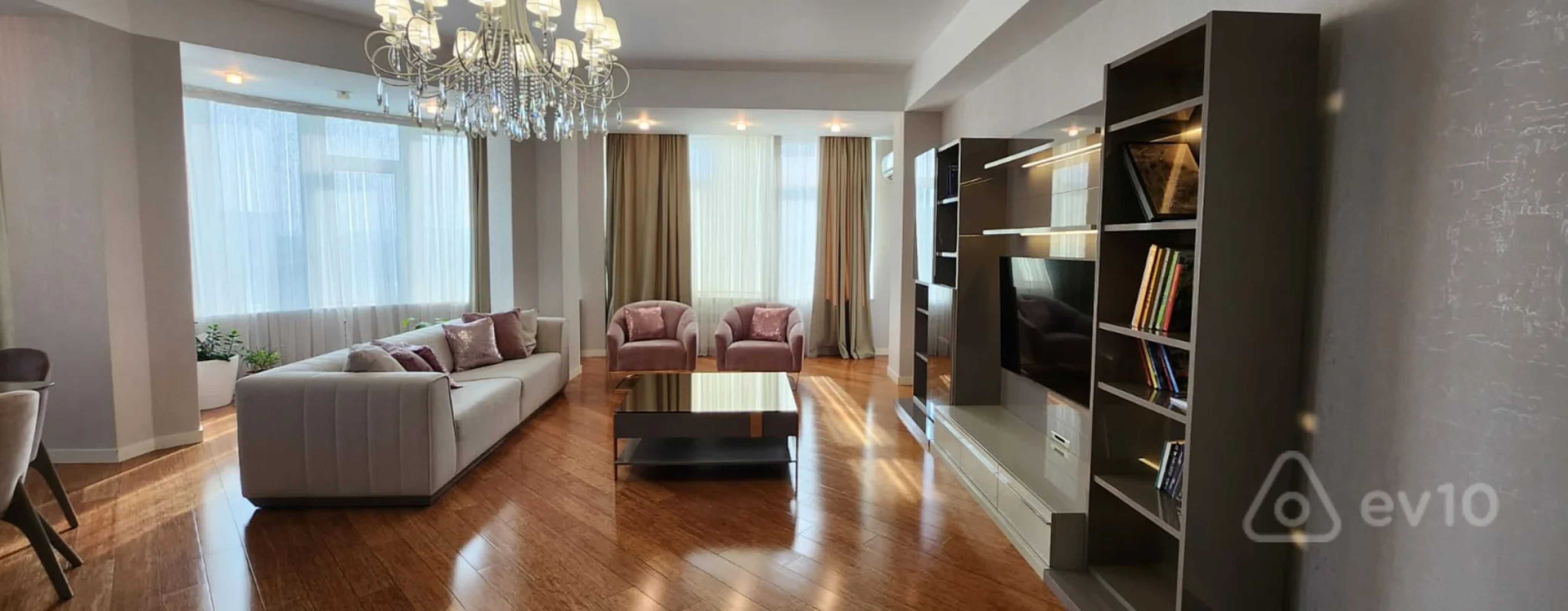 Kirayə verilir 3 otaqlı köhnə tikili 82 m²