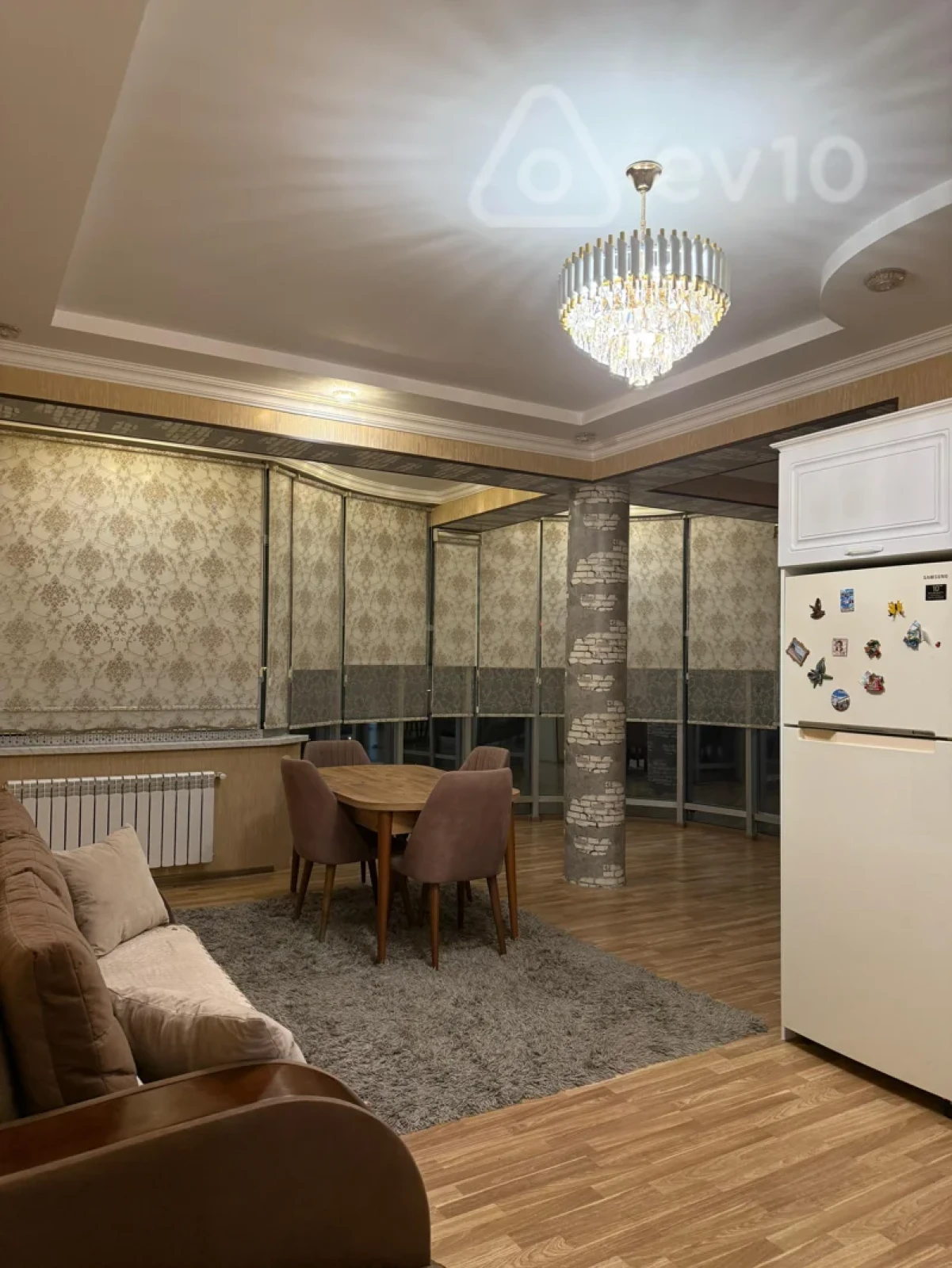Kirayə verilir 3 otaqlı yeni tikili 144 m²