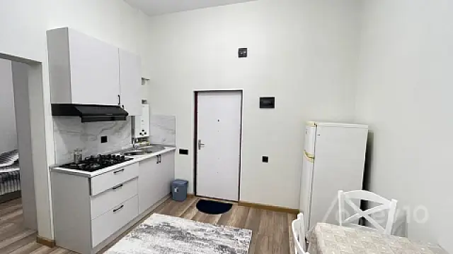Kirayə verilir 2 otaqlı köhnə tikili 30 m²