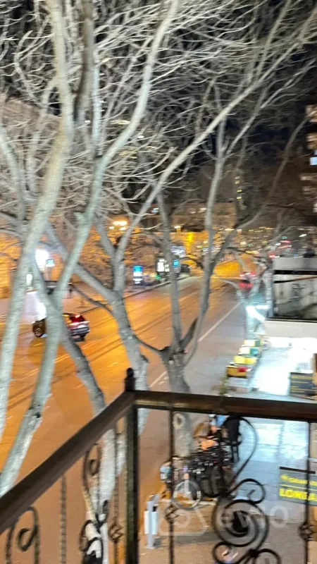 Kirayə verilir 2 otaqlı köhnə tikili 30 m²