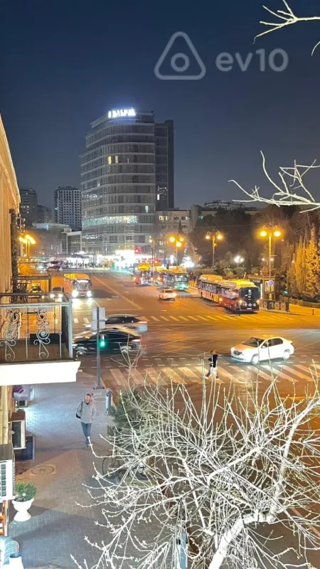 Kirayə verilir 2 otaqlı köhnə tikili 30 m²