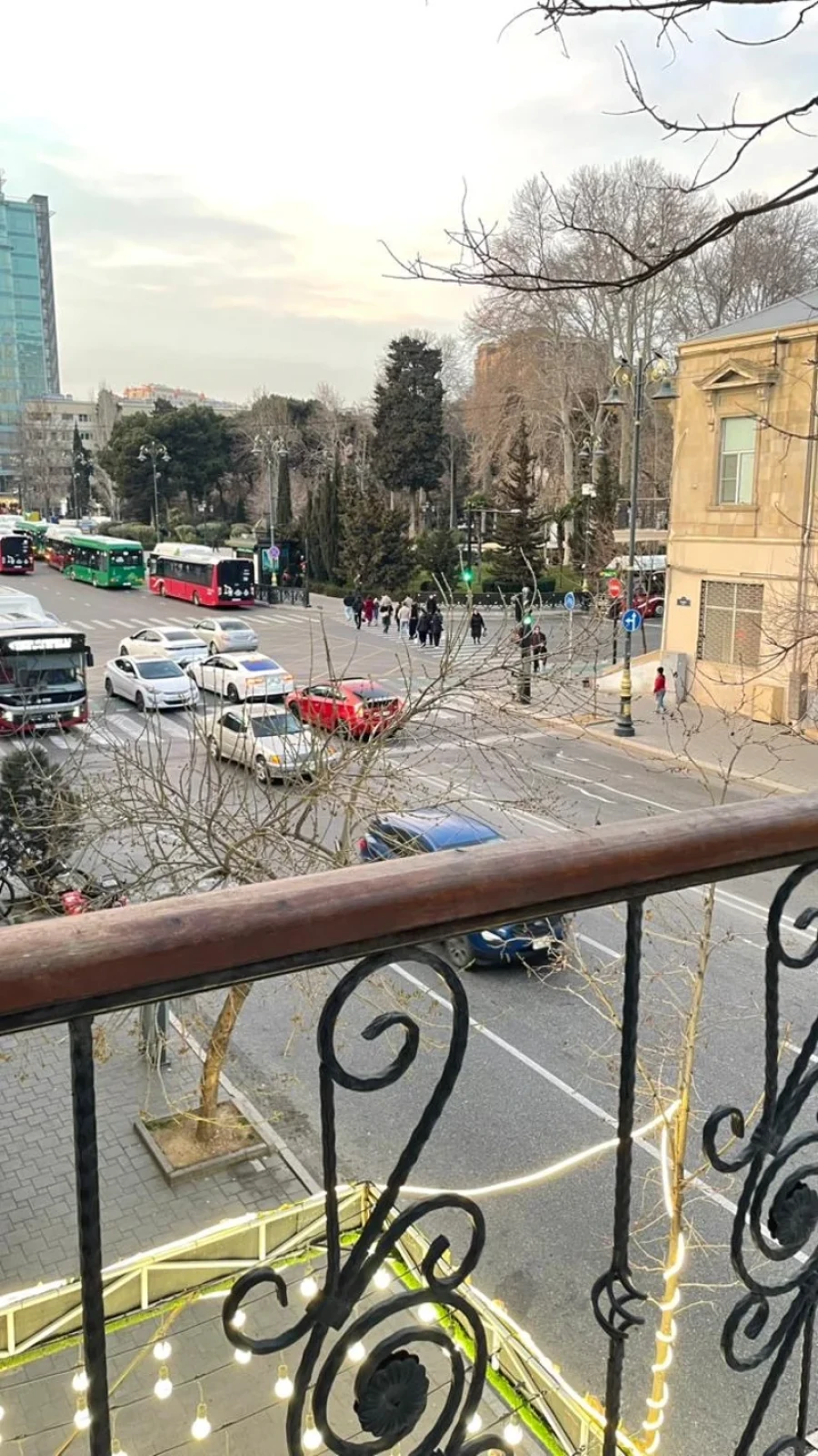 Kirayə verilir 2 otaqlı köhnə tikili 30 m²