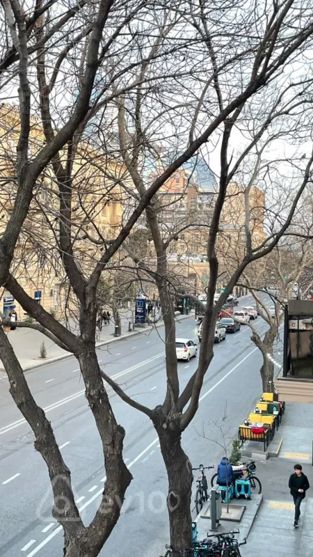 Kirayə verilir 2 otaqlı köhnə tikili 34 m²