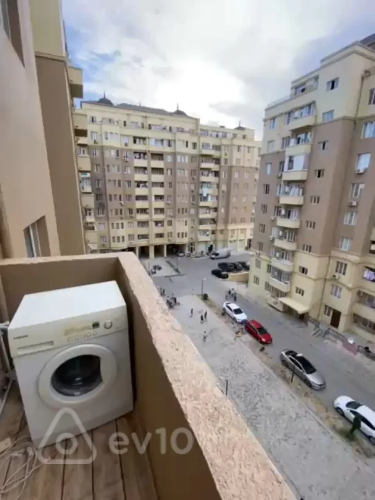 Kirayə verilir 2 otaqlı yeni tikili 45 m²