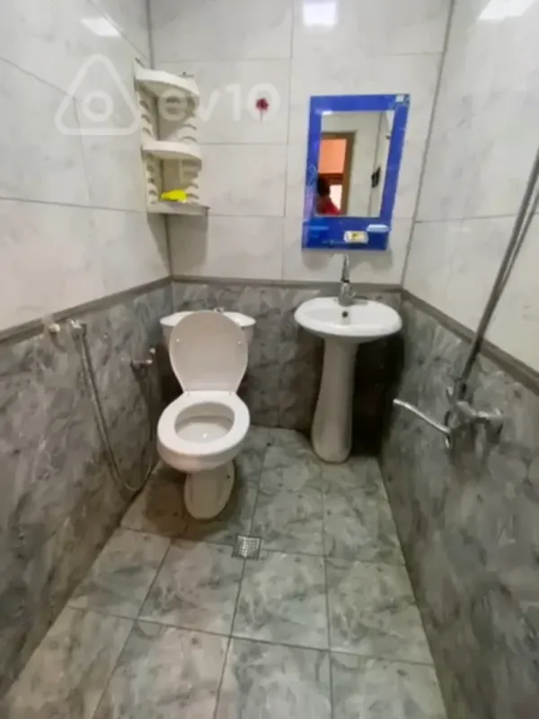 Kirayə verilir 2 otaqlı yeni tikili 45 m²