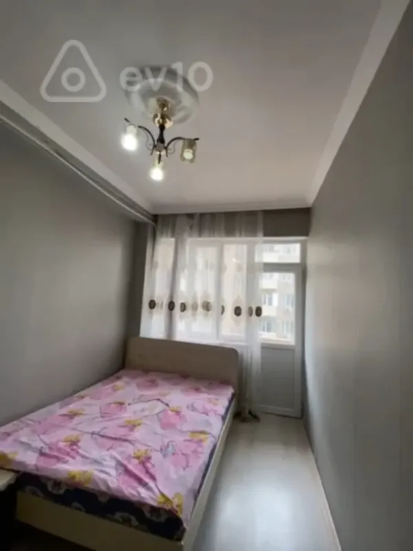 Kirayə verilir 2 otaqlı yeni tikili 45 m²