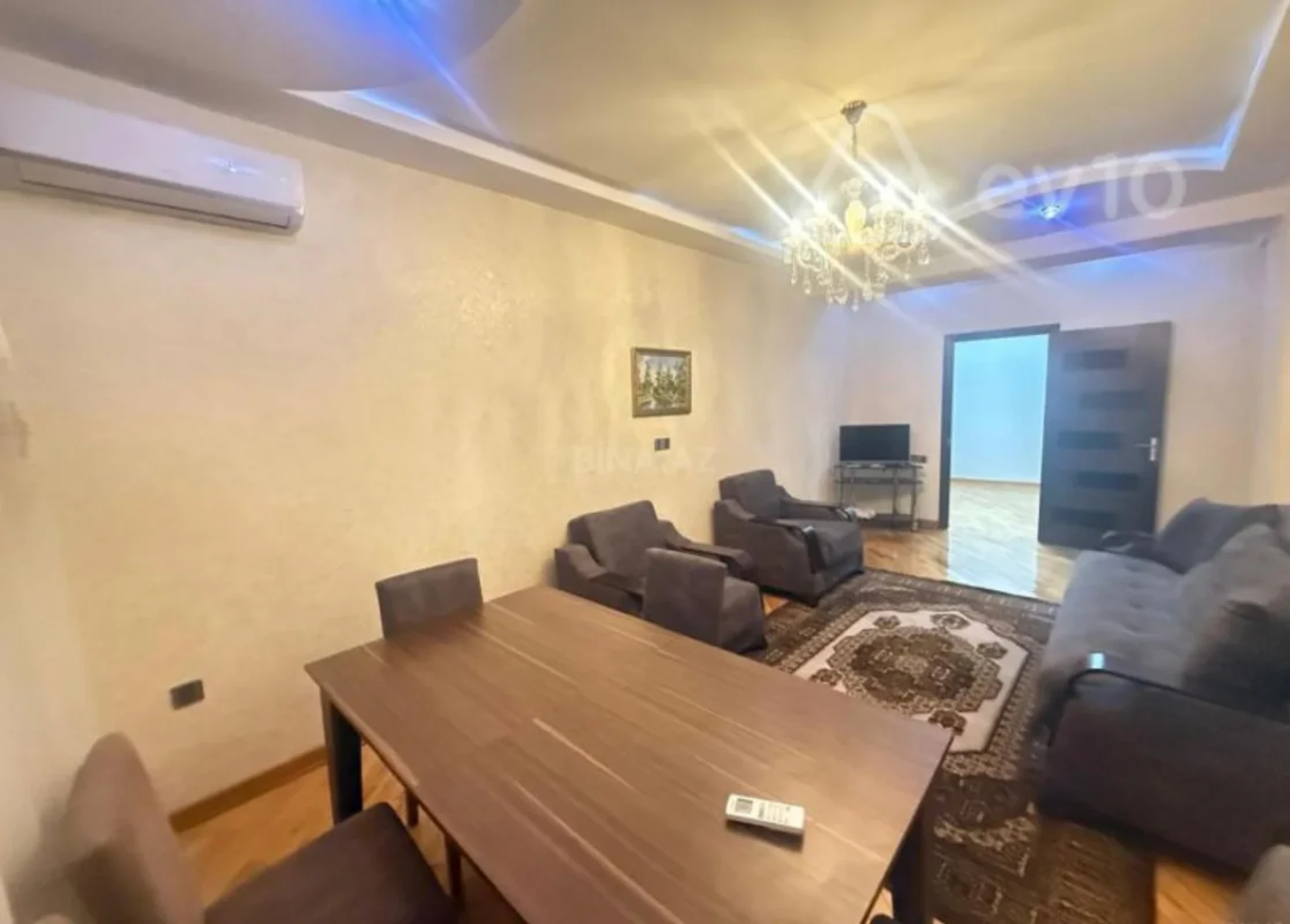 Kirayə verilir 2 otaqlı yeni tikili 90 m²