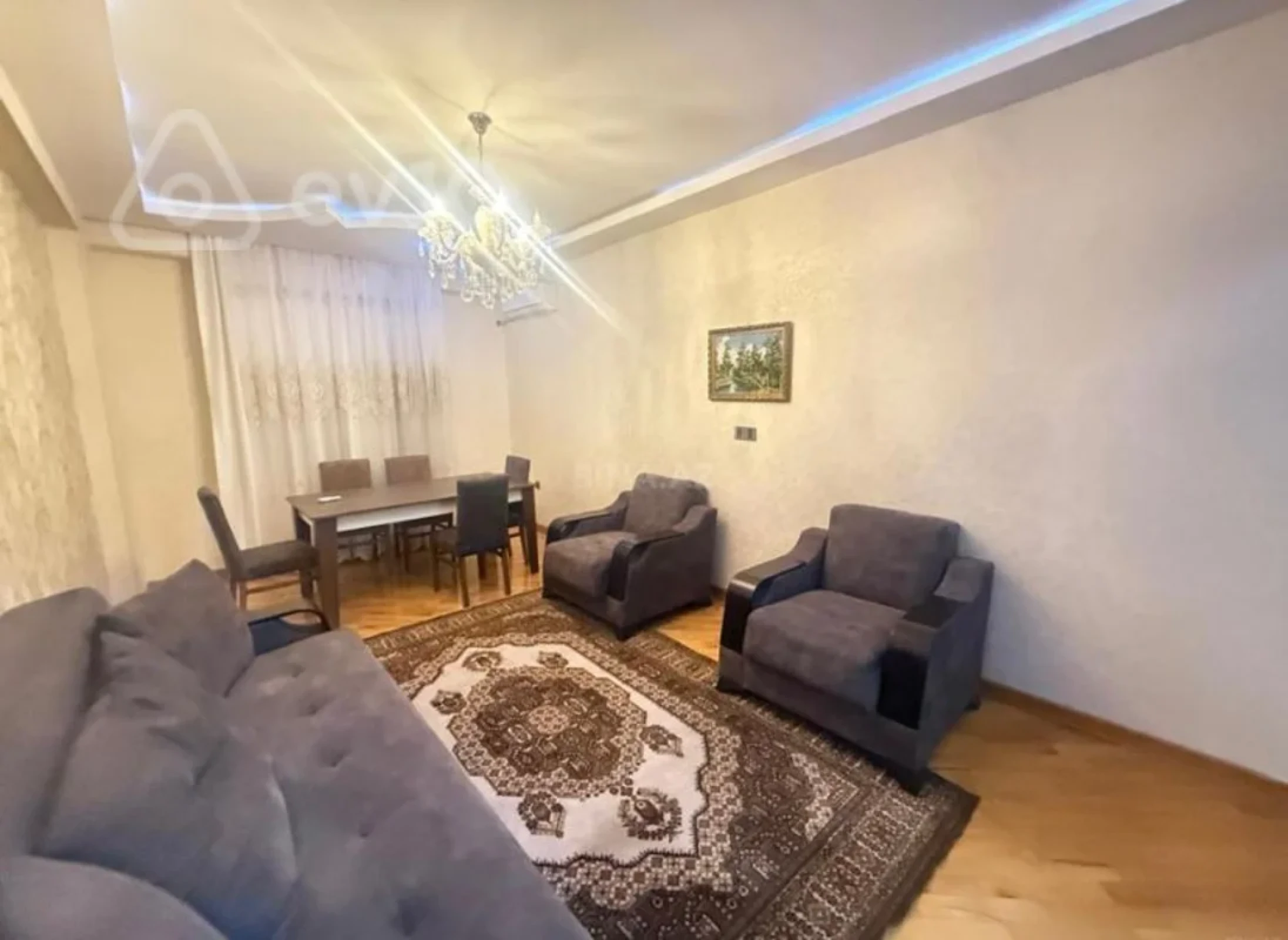 Kirayə verilir 2 otaqlı yeni tikili 90 m²