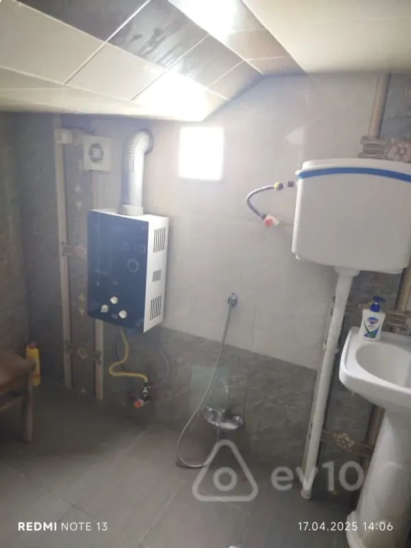 Kirayə verilir 2 otaqlı həyət evi 70 m²