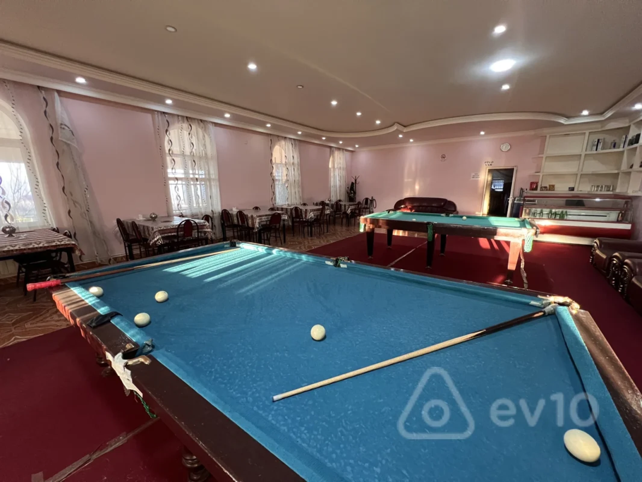 Satılır mənzil 100 m²