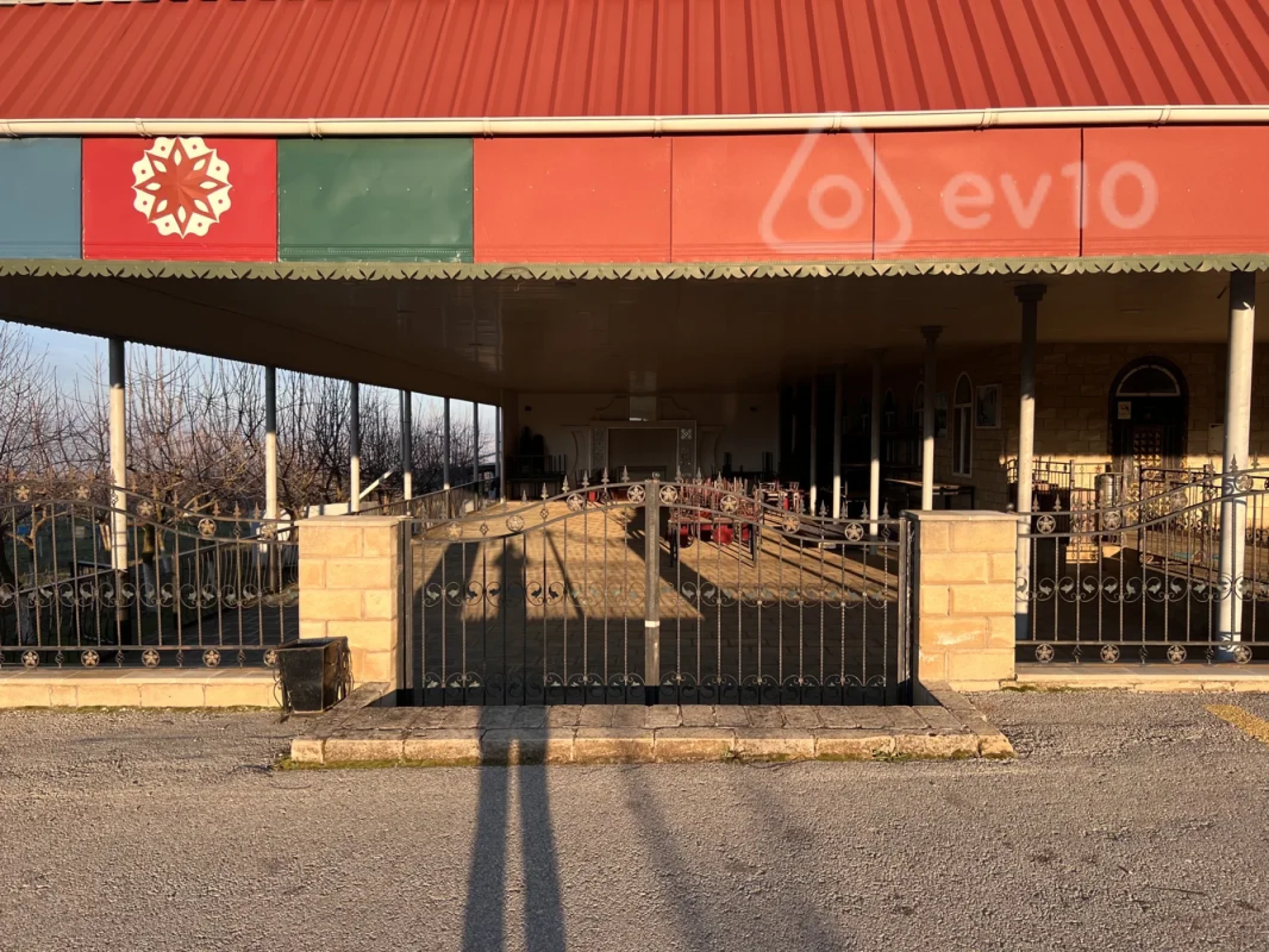 Satılır mənzil 100 m²