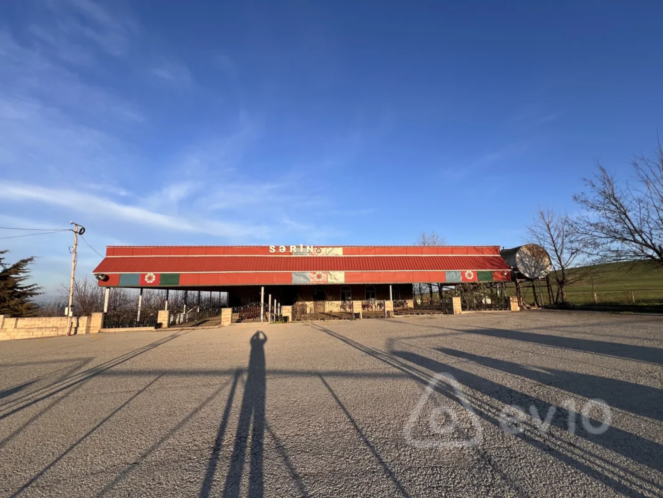 Satılır mənzil 100 m²